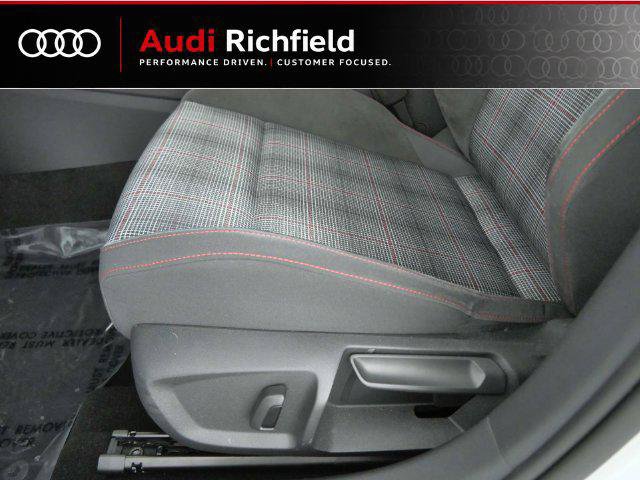 Used 2023 Volkswagen GTI 40th Anniversary Edition FWD image 10
