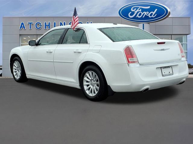 Used 2014 Chrysler 300 image 7