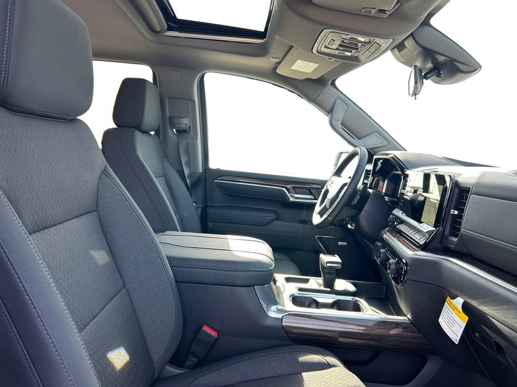 New 2026 Chevrolet Silverado 1500 LT Trail Boss AWD/4WD image 17