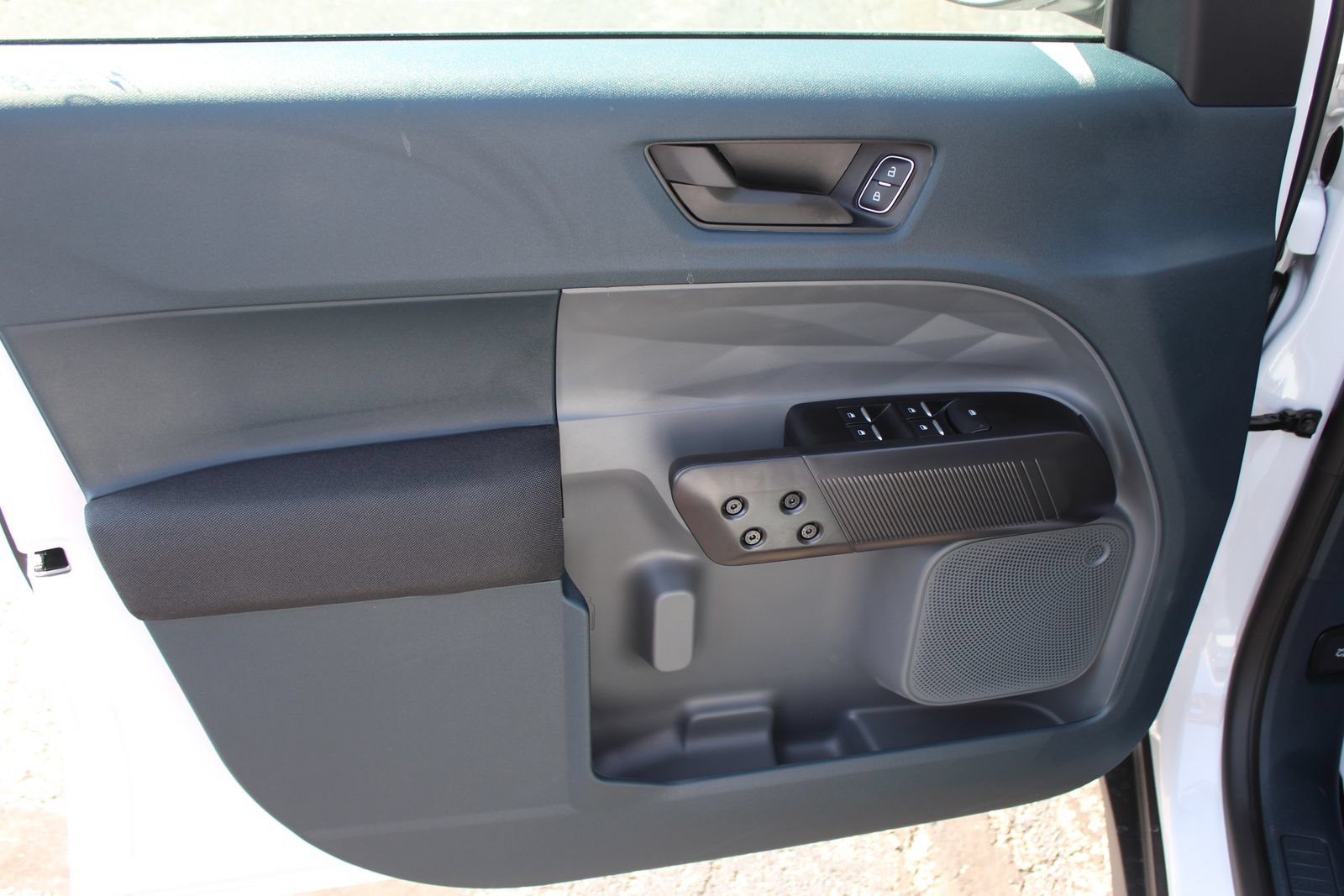 New 2025 Ford Maverick XL FWD image 17