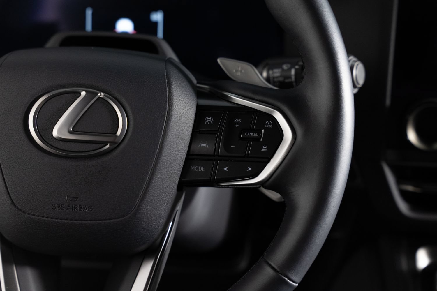 Used 2025 Lexus GX 550 w/ Cold Area Package AWD/4WD image 39