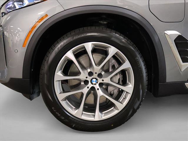 New 2026 BMW X5 xDrive50e AWD/4WD image 10