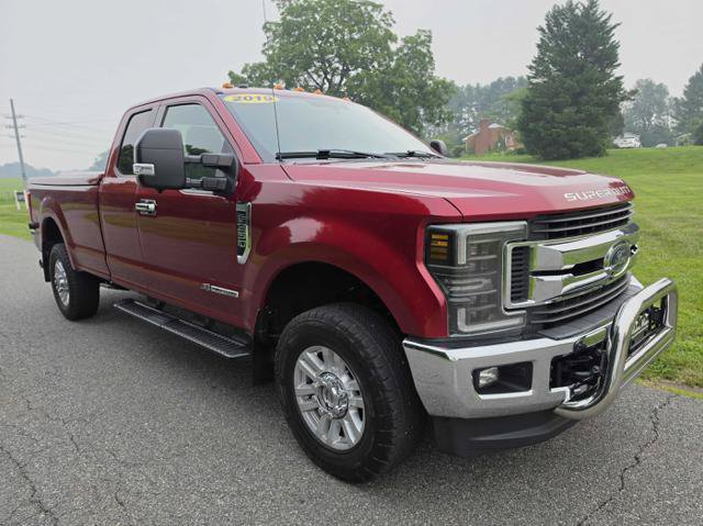 Used 2019 Ford F350 XLT w/ XLT Value Package AWD/4WD image 4