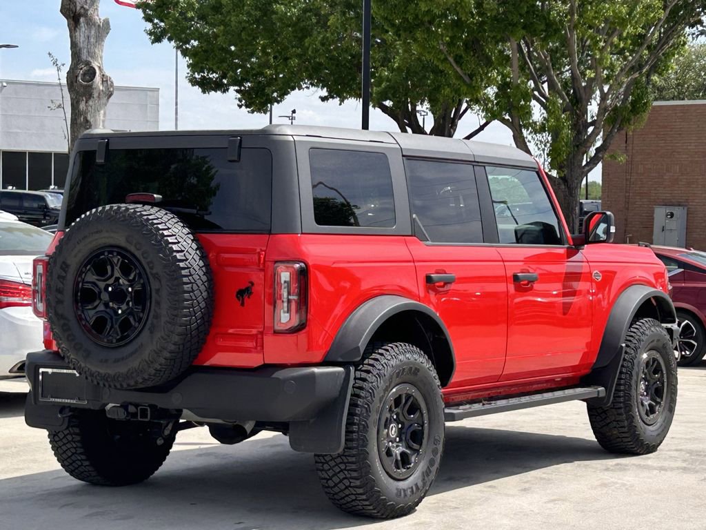 Used 2024 Ford Bronco Wildtrak image 4