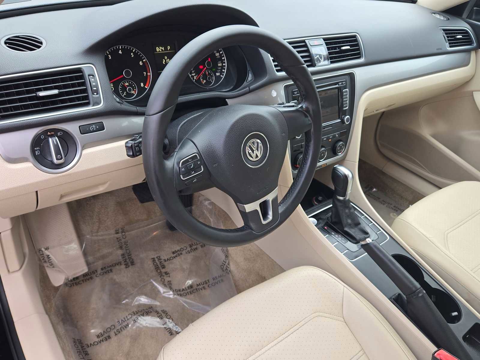 Used 2015 Volkswagen Passat 1.8T Limited Edition image 10