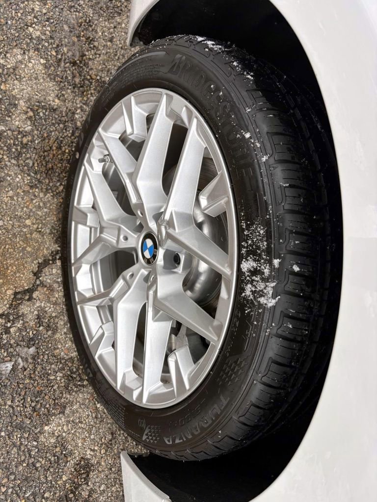 Certified 2025 BMW 330i xDrive Sedan w/ Premium Package image 10