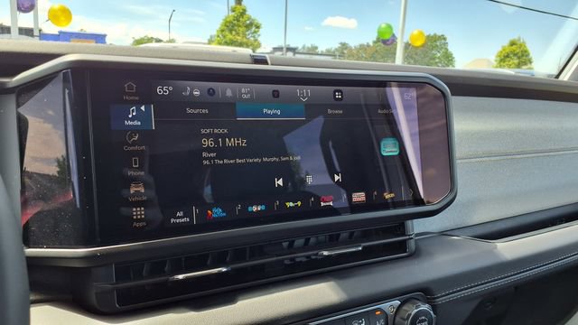 Used 2025 Jeep Wrangler Sahara image 26