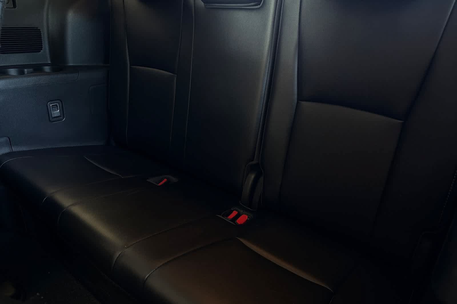 Used 2021 Toyota Highlander Platinum FWD image 15