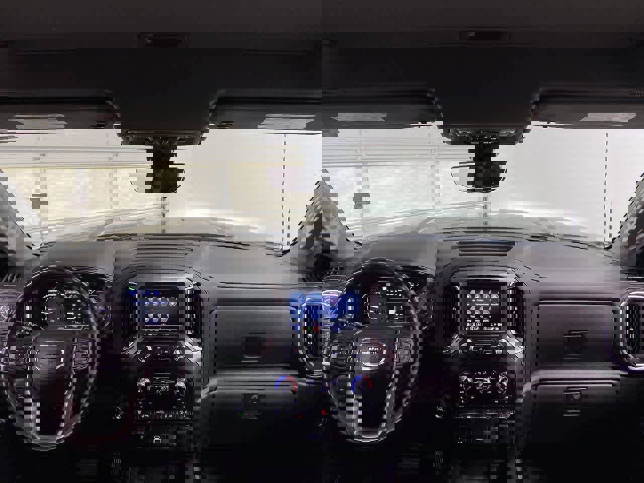 Used 2023 GMC Sierra 2500 Denali w/ Denali Ultimate Package AWD/4WD image 12