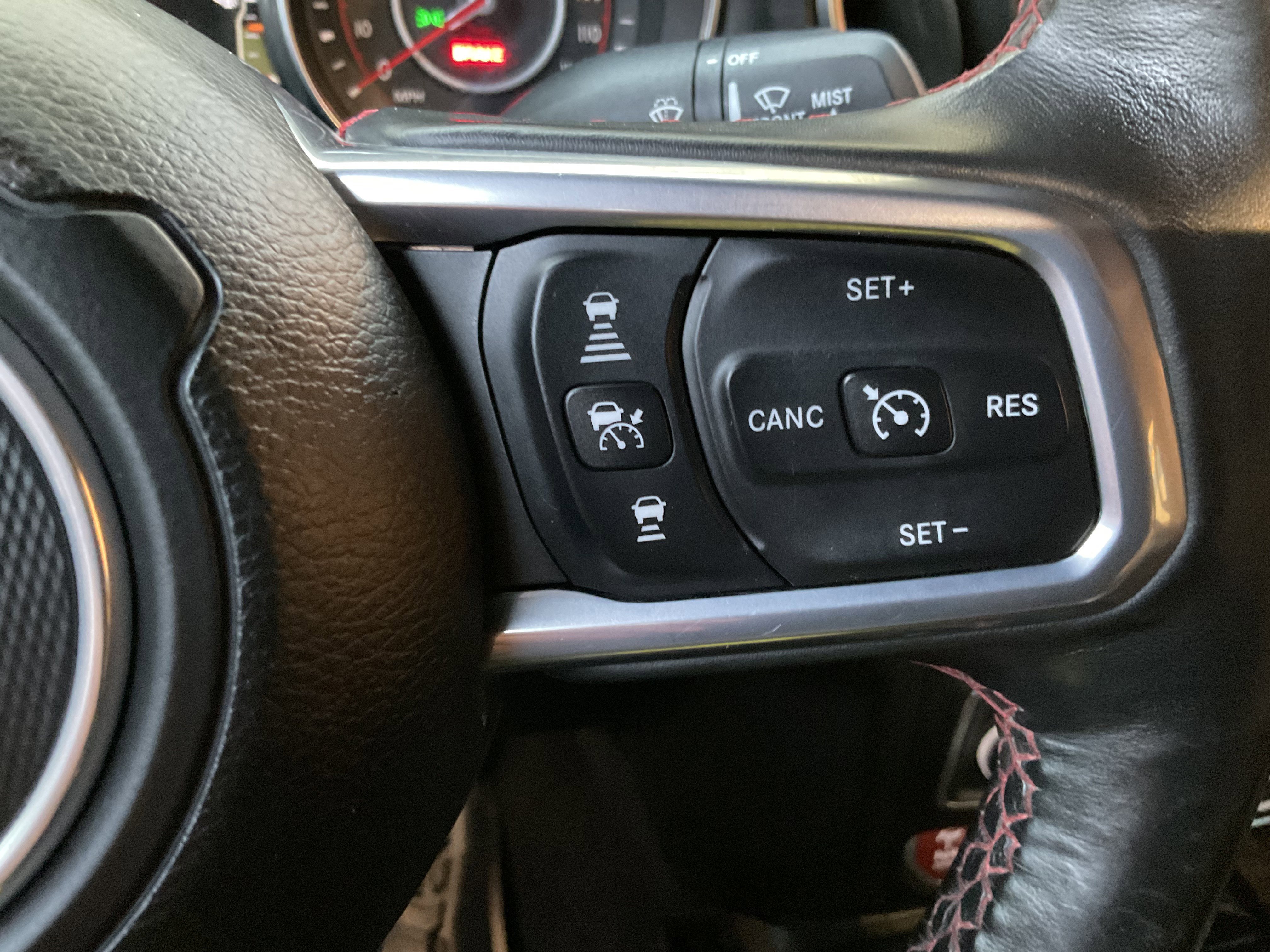 Used 2020 Jeep Gladiator Rubicon w/ Advanced Safety Group image 35