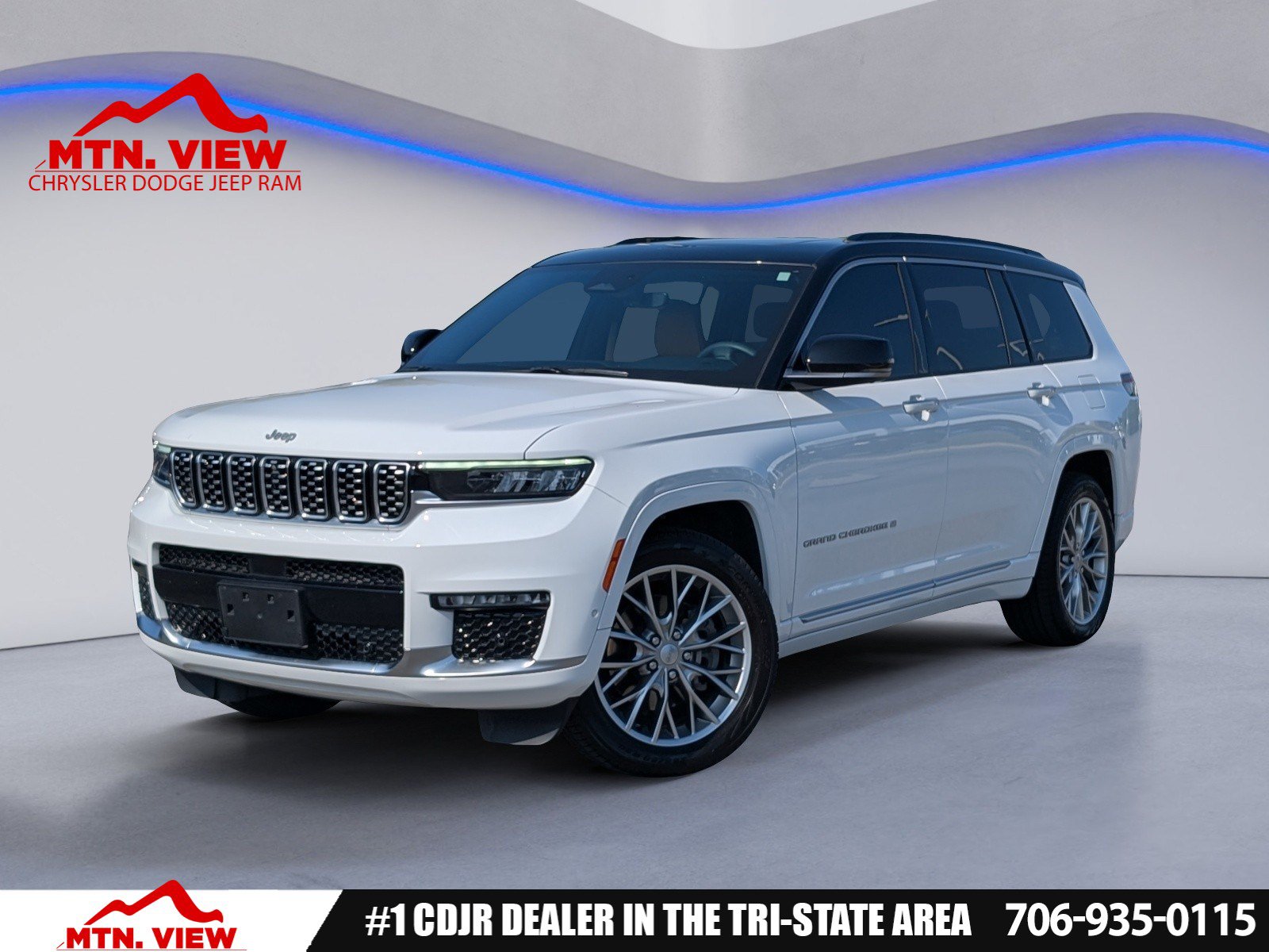 Used 2024 Jeep Grand Cherokee L Summit w/ Luxury Tech Group V AWD/4WD image 1