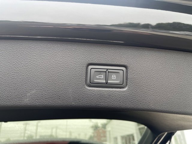 Used 2025 Audi Q7 2.0T Premium Plus w/ Premium Plus Package image 11