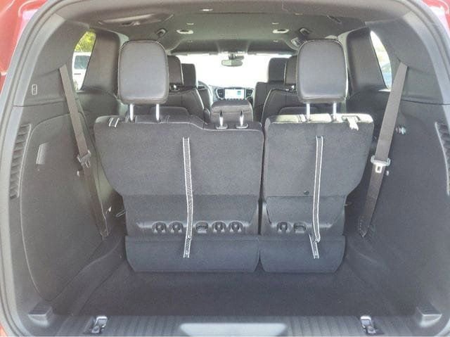 New 2026 Chrysler Pacifica Select AWD/4WD image 9