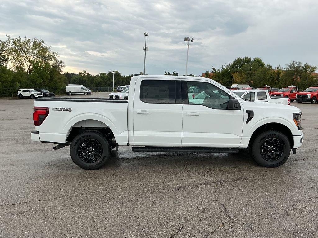 New 2026 Ford F150 XLT w/ XLT Black Appearance Package AWD/4WD image 4