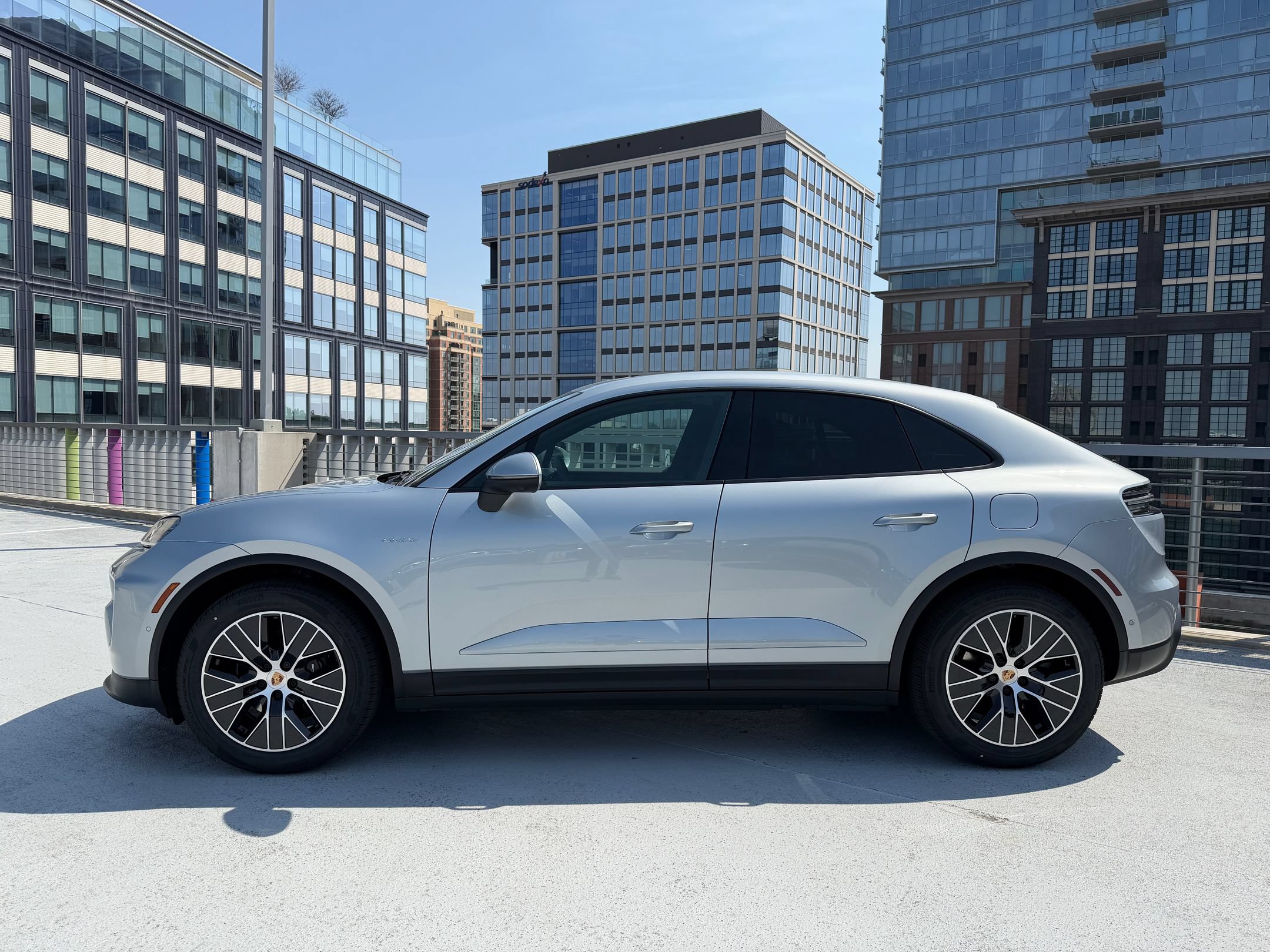 New 2026 Porsche Macan 4 Electric AWD/4WD image 2