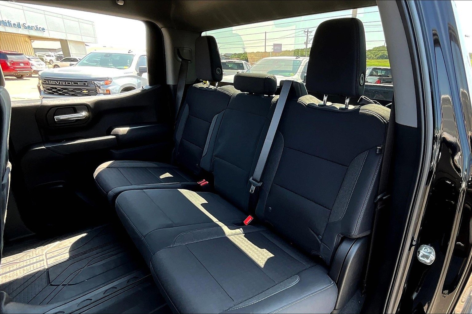 New 2025 Chevrolet Silverado 1500 Custom image 10