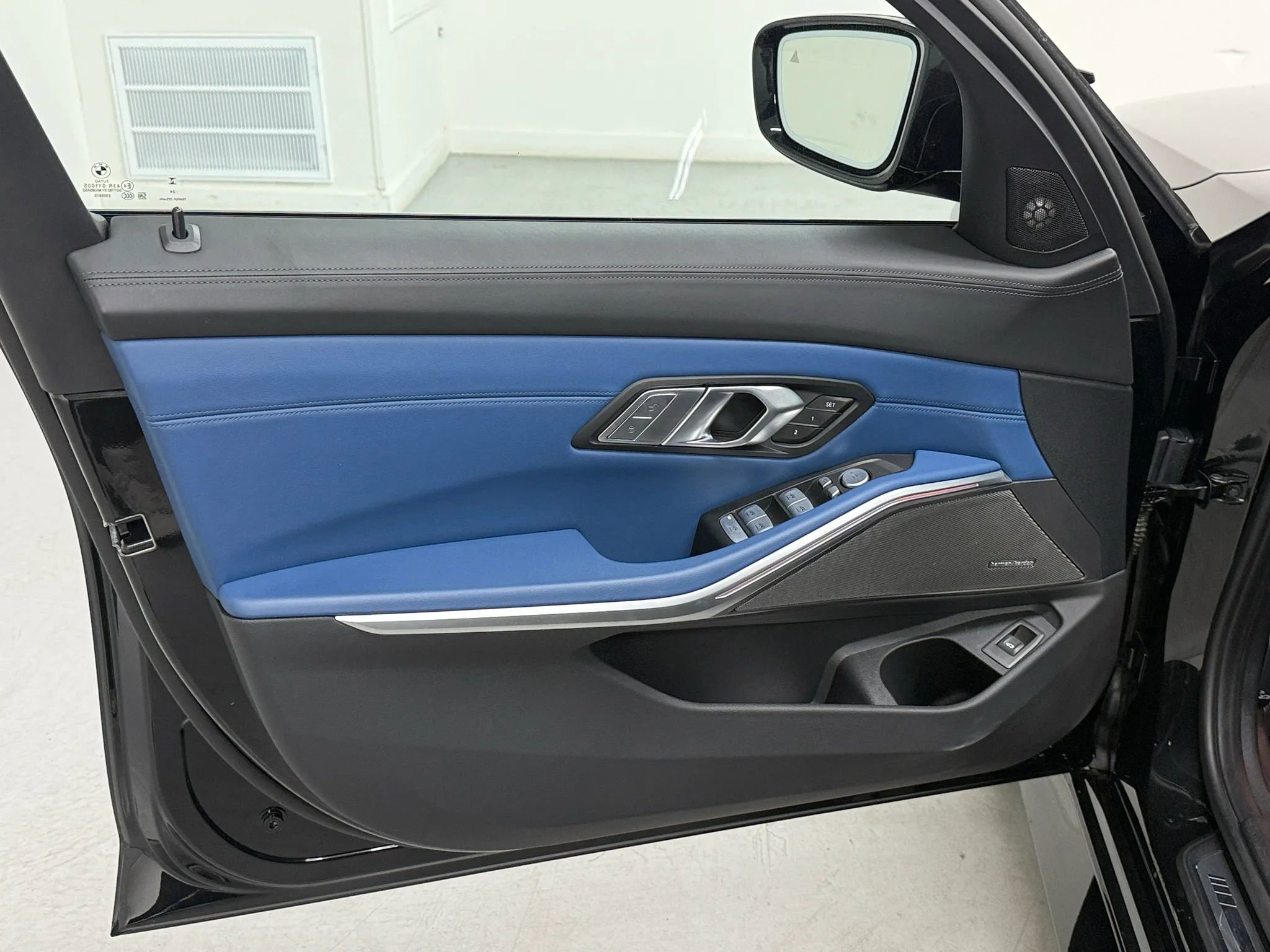 Used 2025 BMW M3 w/ Executive Package RWD image 16