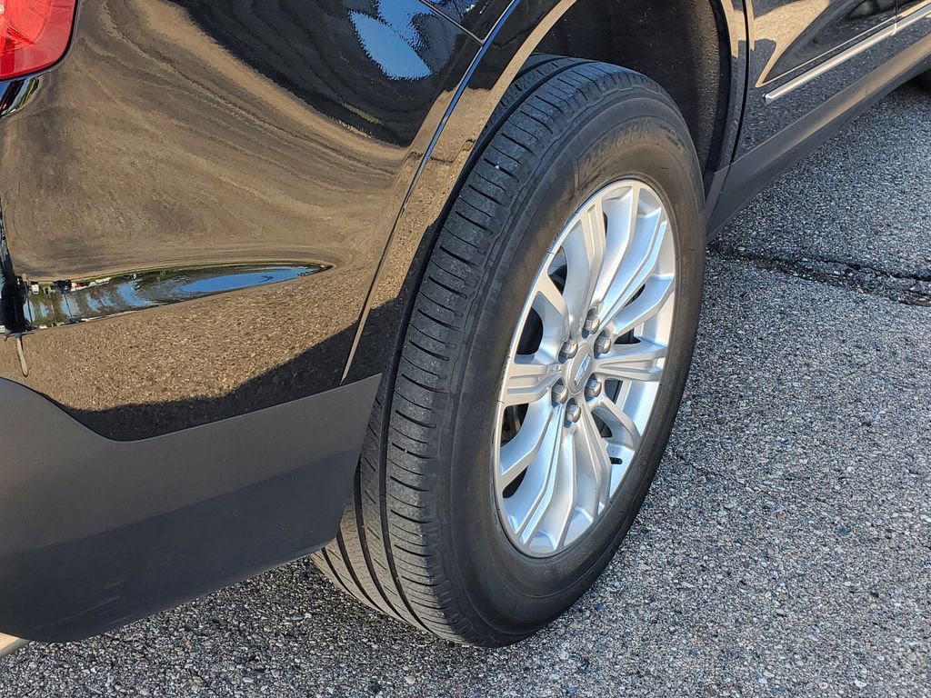 Used 2019 Cadillac XT5 AWD image 12