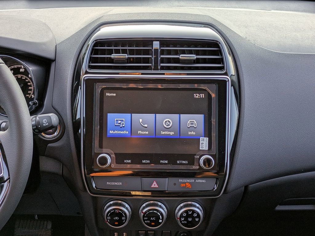 New 2025 Mitsubishi Outlander Sport SE image 18