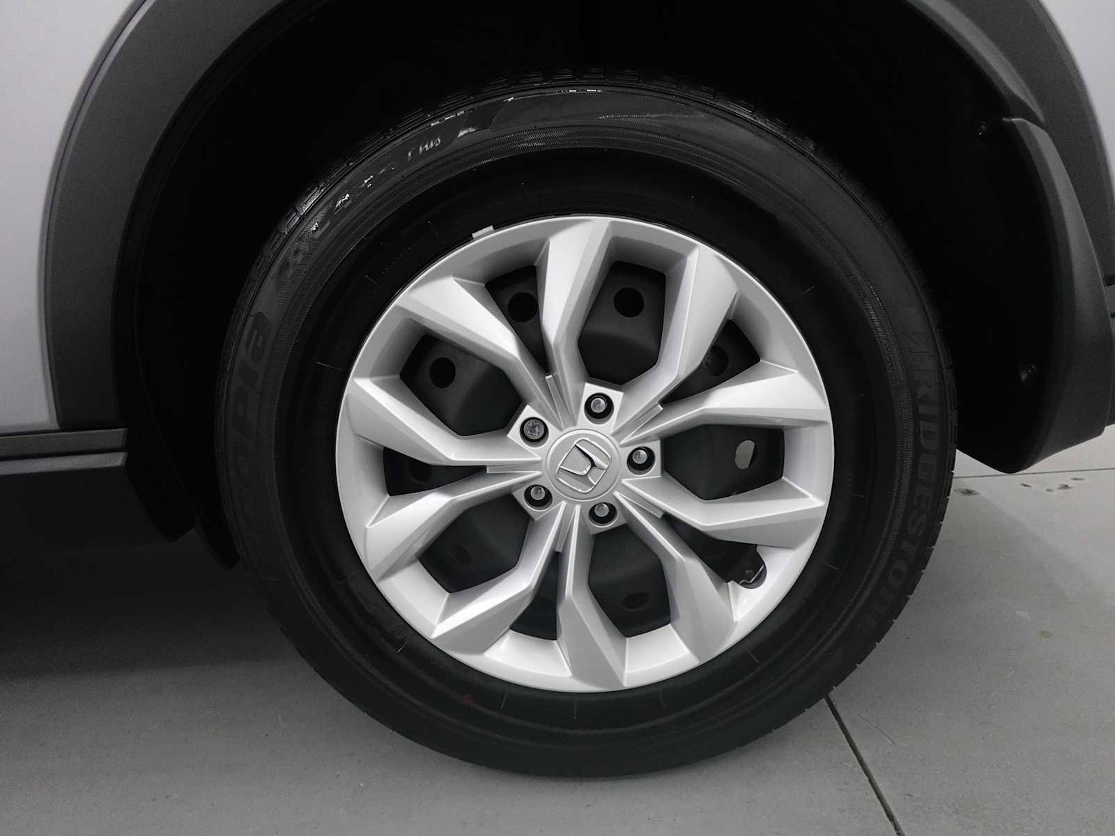 Used 2024 Honda CR-V LX image 9