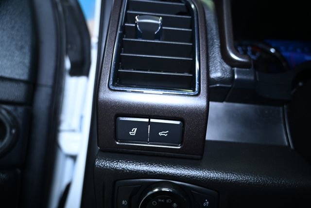 Used 2021 Ford Expedition Limited image 42