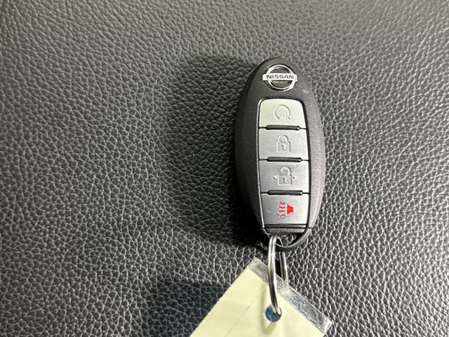 Used 2018 Nissan Titan SL AWD/4WD image 43