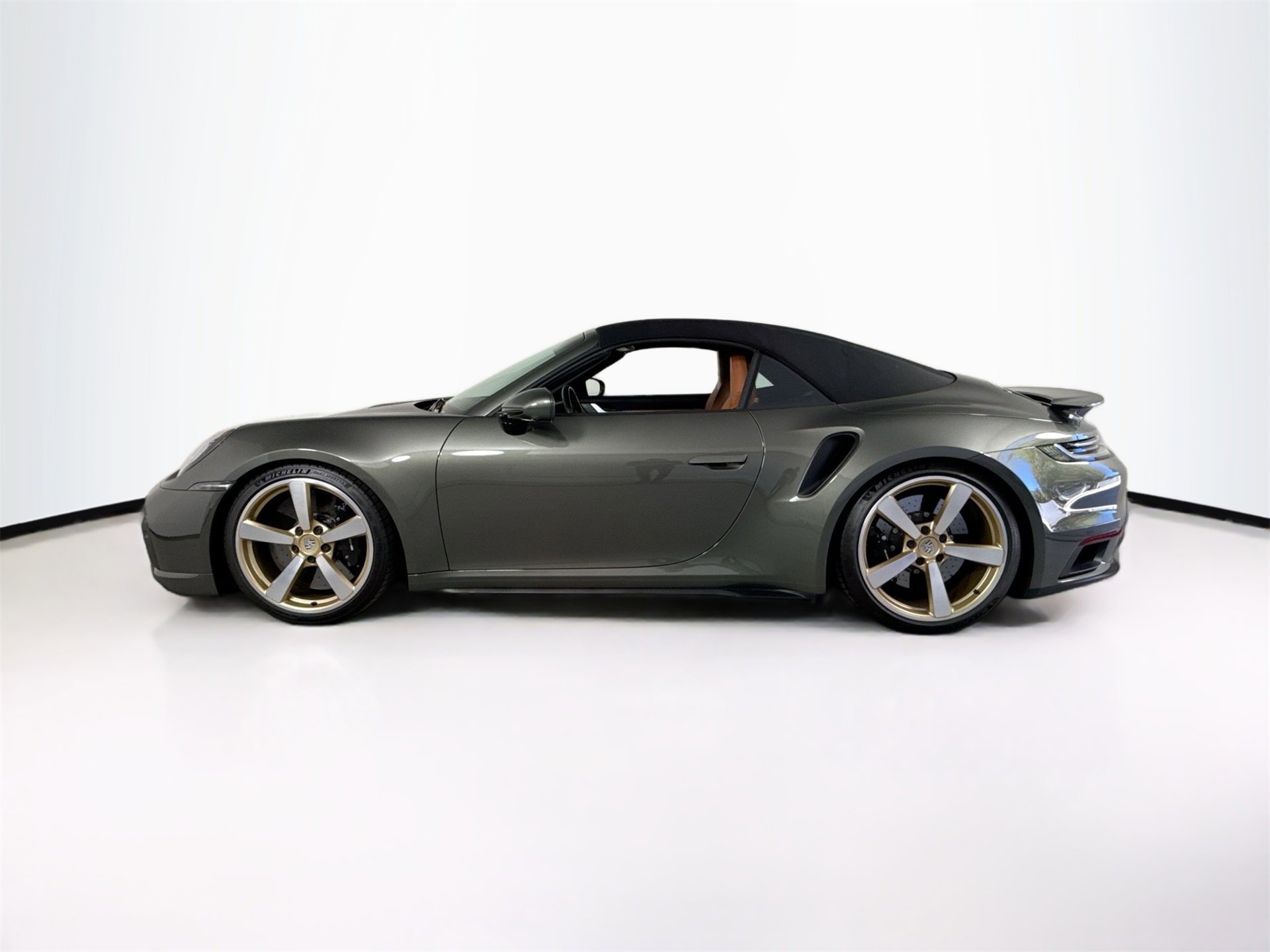 Used 2024 Porsche 911 Turbo S image 4