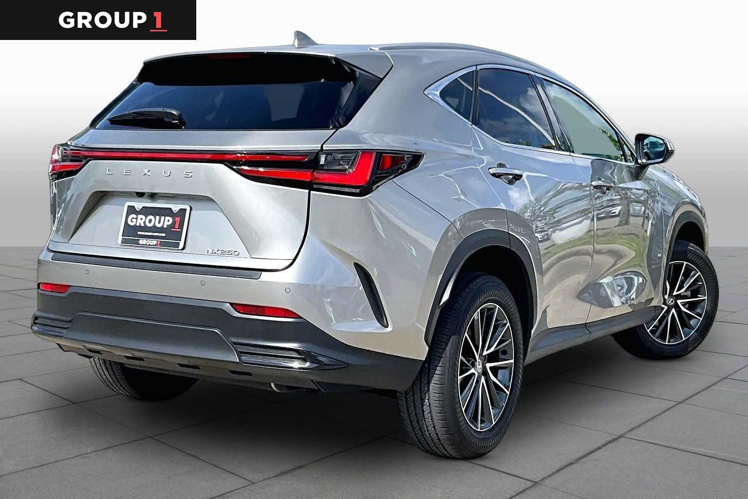 Used 2025 Lexus NX 250 FWD w/ Accessory Package (Z2) image 11