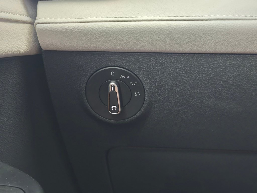 New 2026 Volkswagen Taos SEL AWD/4WD image 25