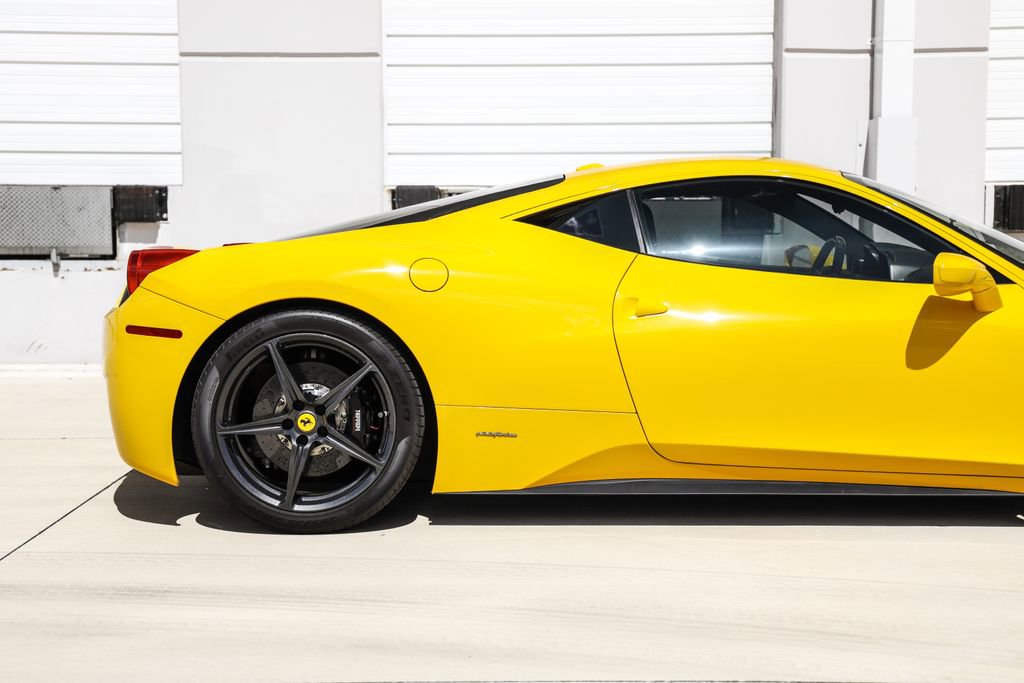 Used 2010 Ferrari 458 Italia Coupe image 2