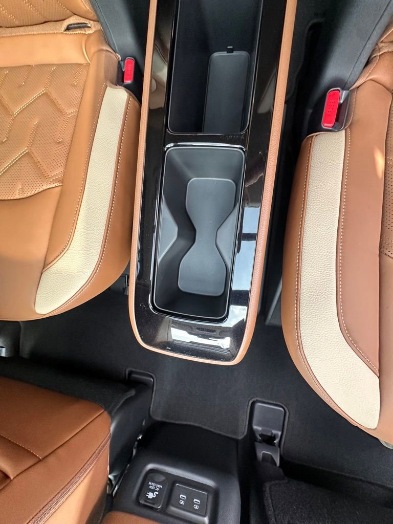 New 2026 Nissan Pathfinder Platinum AWD/4WD image 18