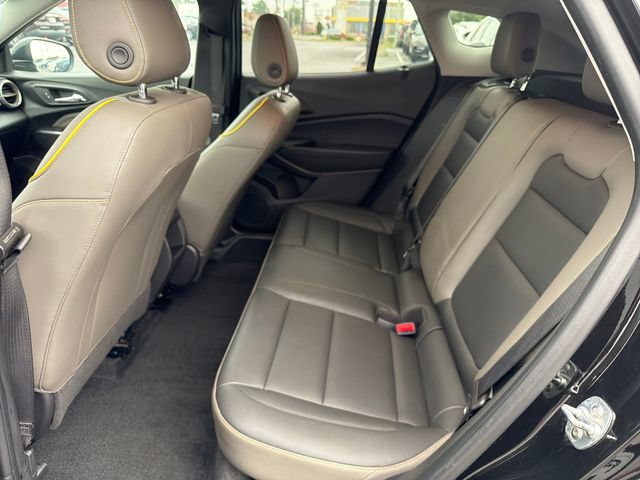 Used 2024 Chevrolet Trax ACTIV w/ Sunroof Package FWD image 25