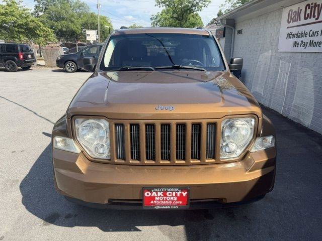 Used 2011 Jeep Liberty 70th Anniversary AWD/4WD image 3