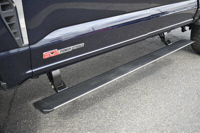 Used 2024 Ford F350 Platinum image 12