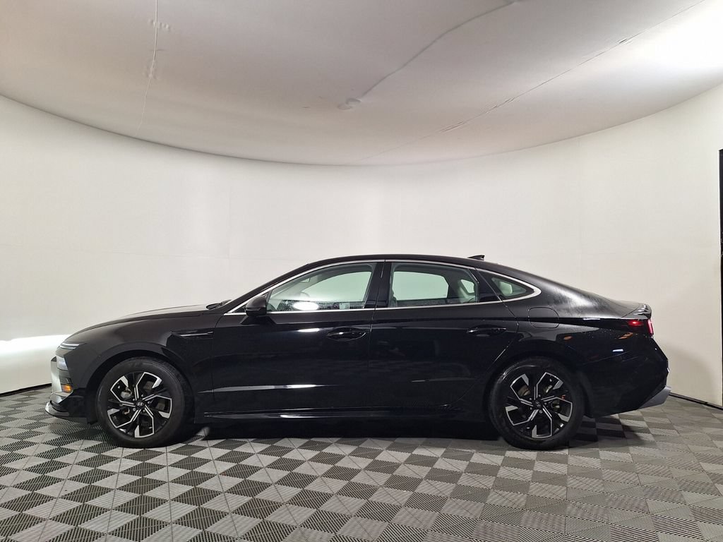 Used 2025 Hyundai Sonata SEL FWD image 8