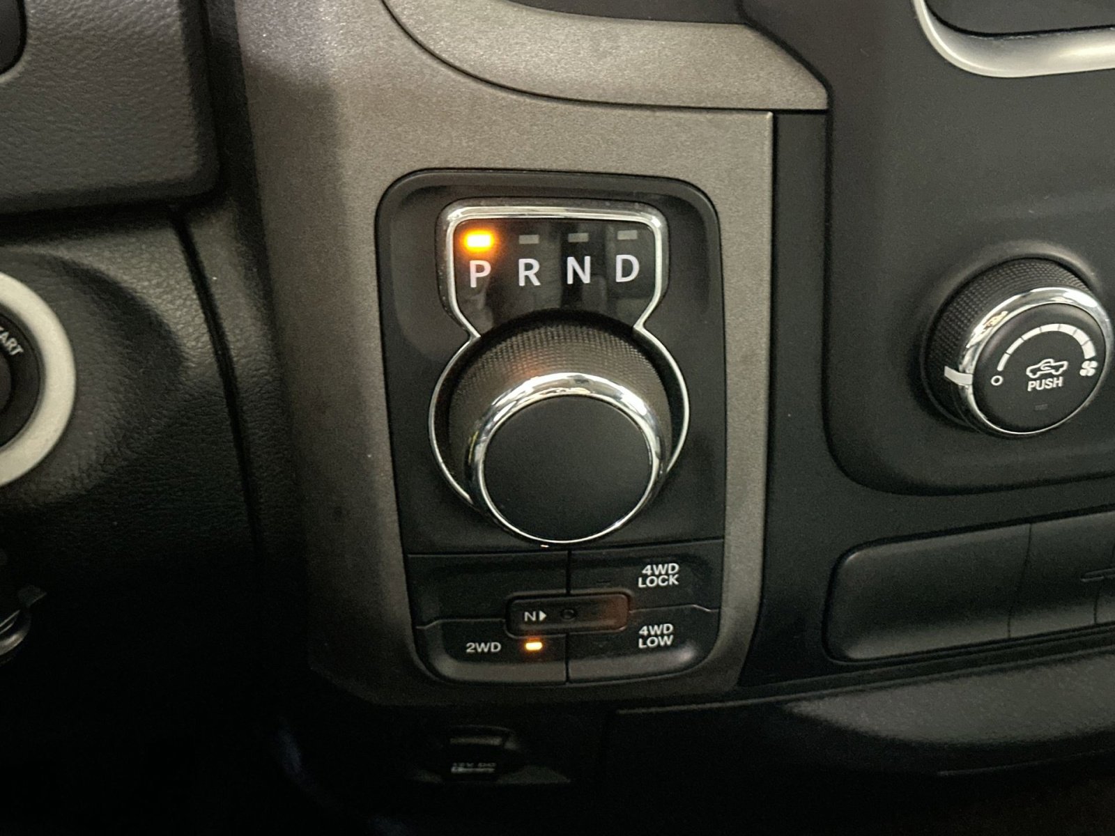 Used 2015 RAM 1500 Express image 28