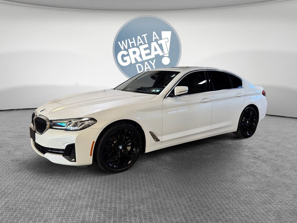 Used 2022 BMW 530i xDrive w/ Premium Package image 8