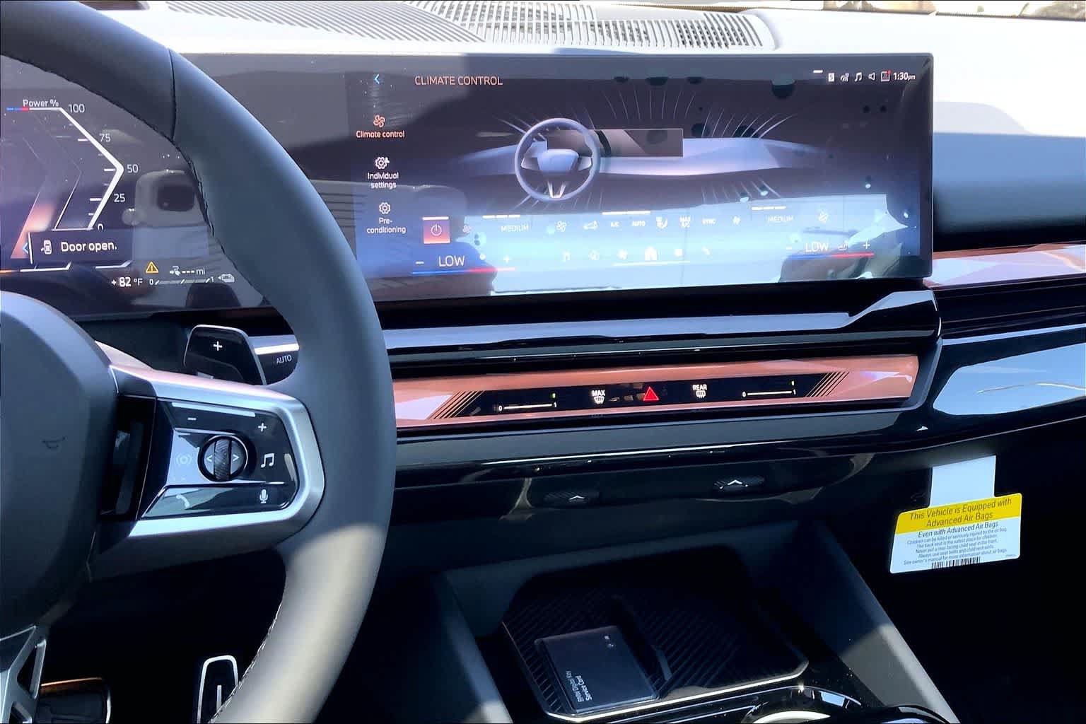 New 2026 BMW 550e xDrive AWD/4WD image 6