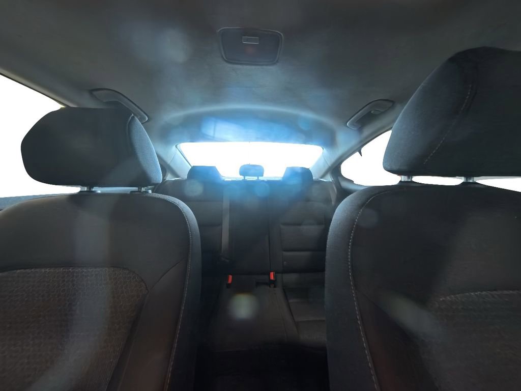 Used 2017 Hyundai Elantra Value Edition image 23