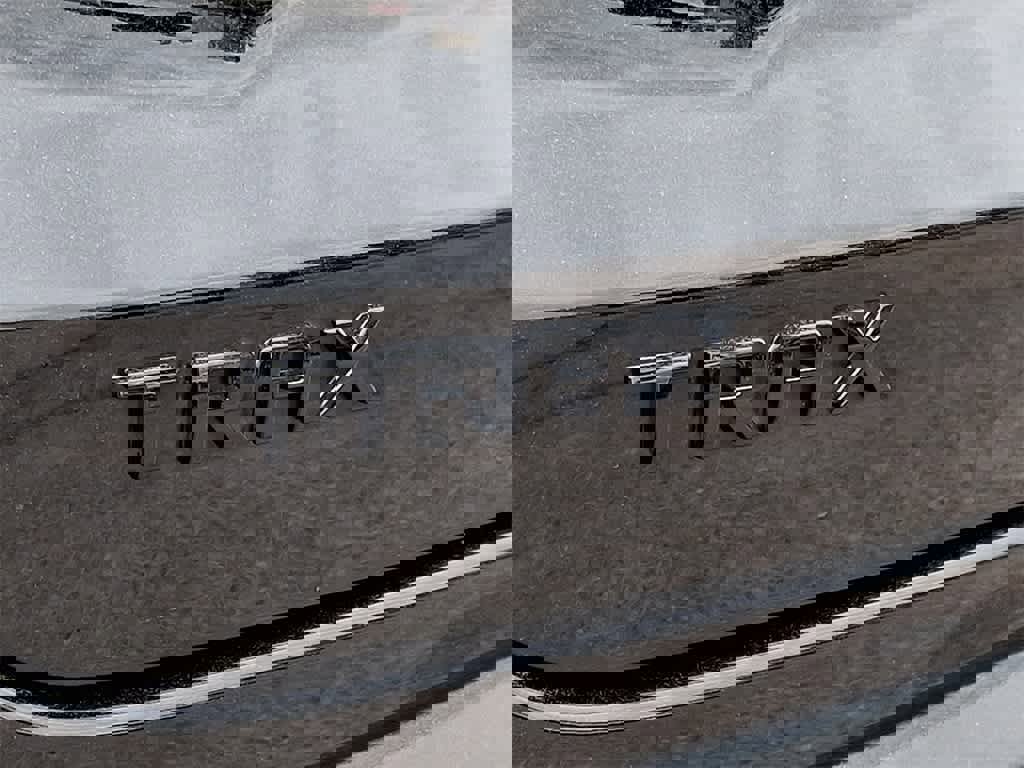 Used 2024 Chevrolet Trax RS w/ Sunroof Package image 33