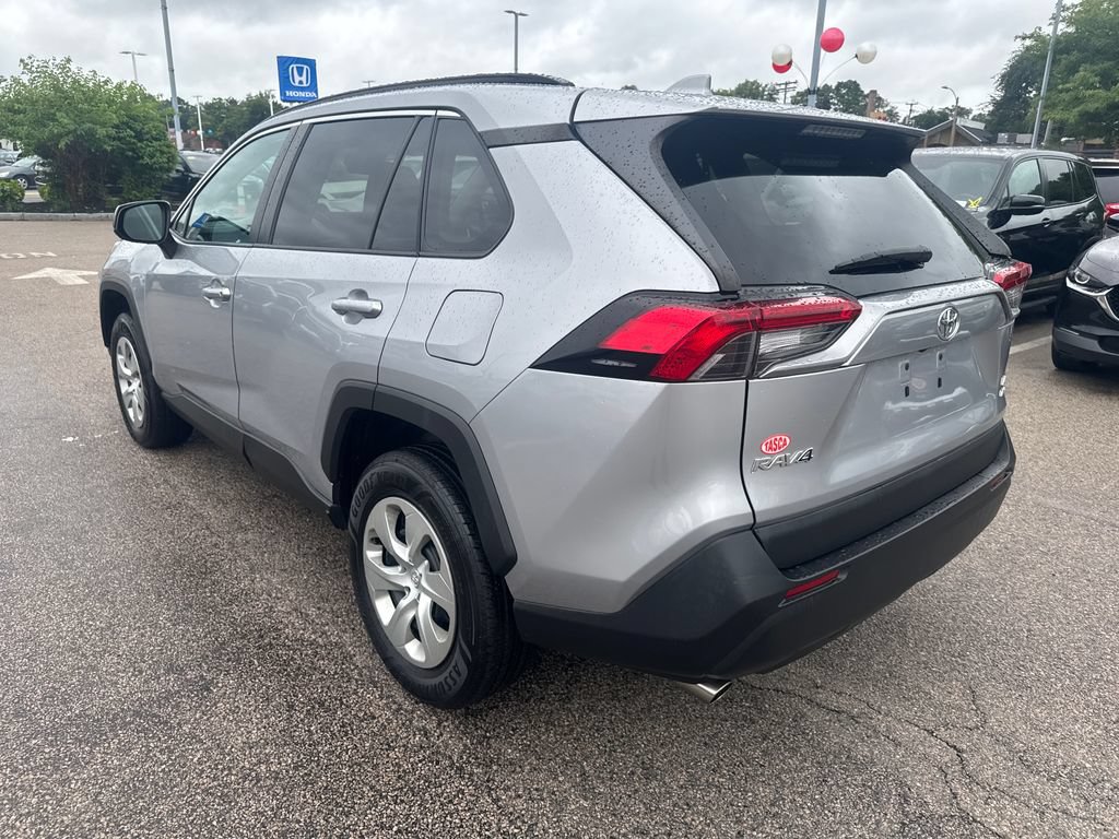 Used 2019 Toyota RAV4 LE w/ All Weather Liner Package AWD/4WD image 5