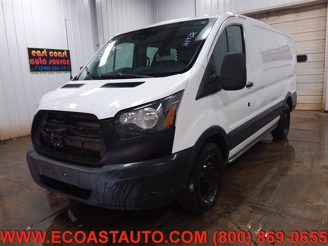 Used 2015 Ford Transit 150 130 Low Roof RWD image 4