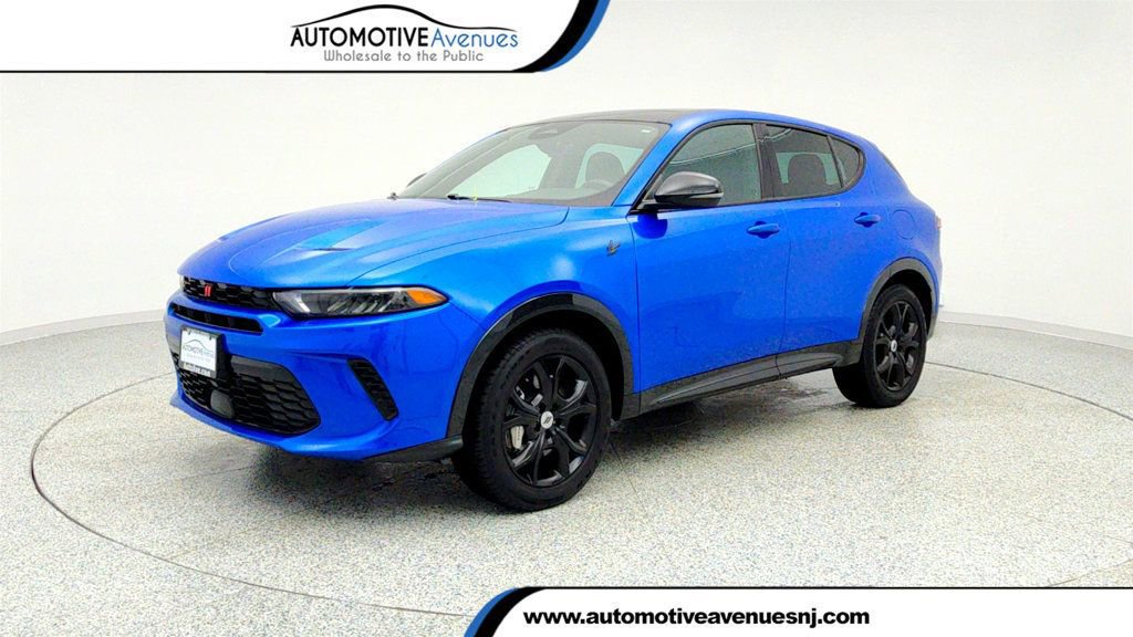 Used 2024 Dodge Hornet R/T Plus w/ R/T Blacktop Package AWD/4WD image 1