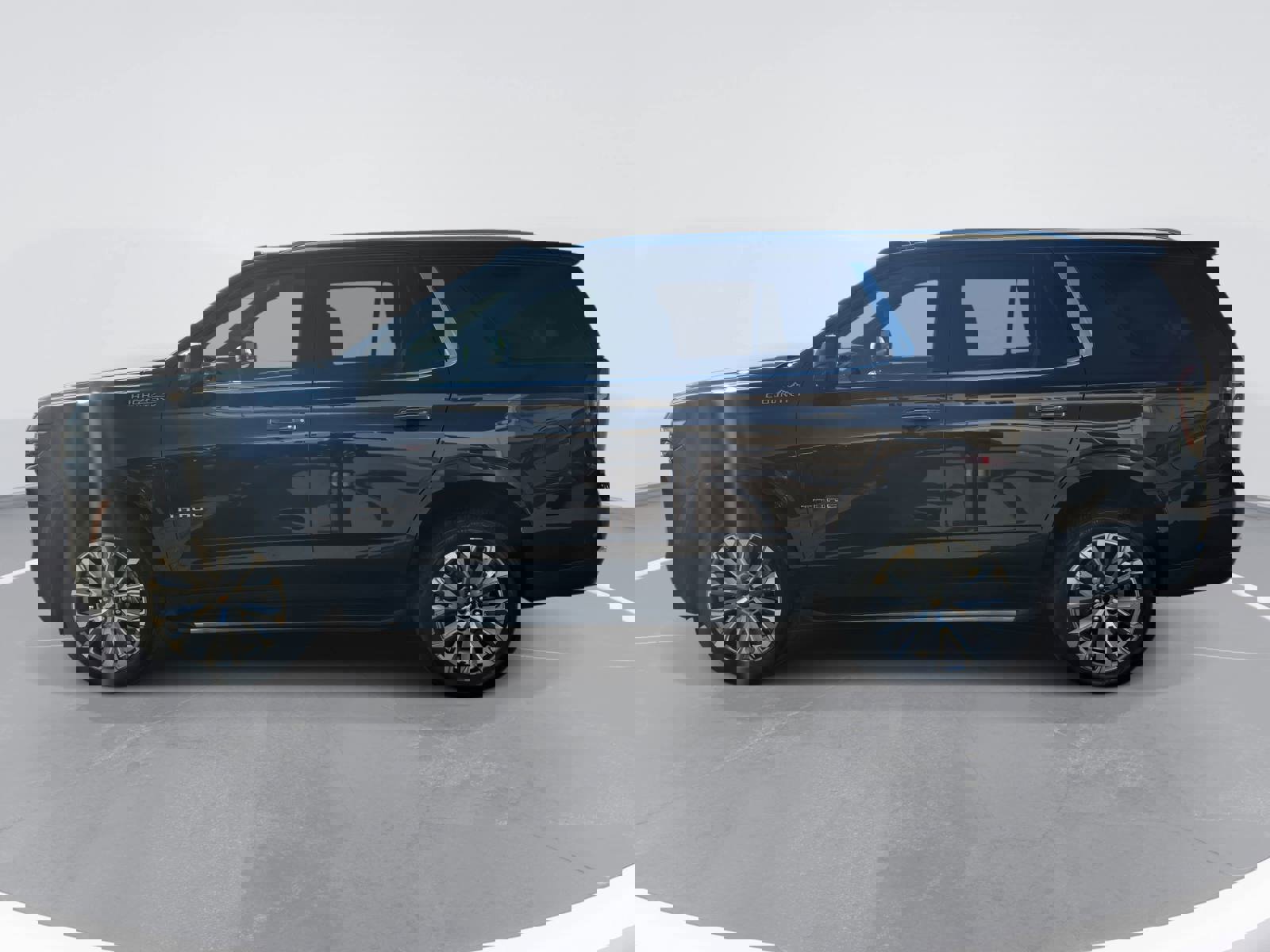 Used 2025 Chevrolet Tahoe High Country image 8