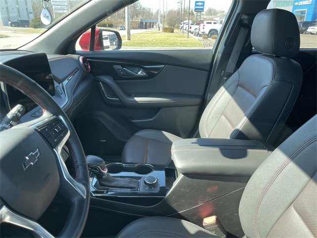 Used 2025 Chevrolet Blazer RS image 3