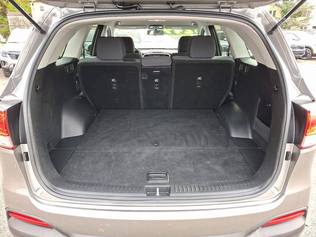 Used 2017 Kia Sorento LX image 29