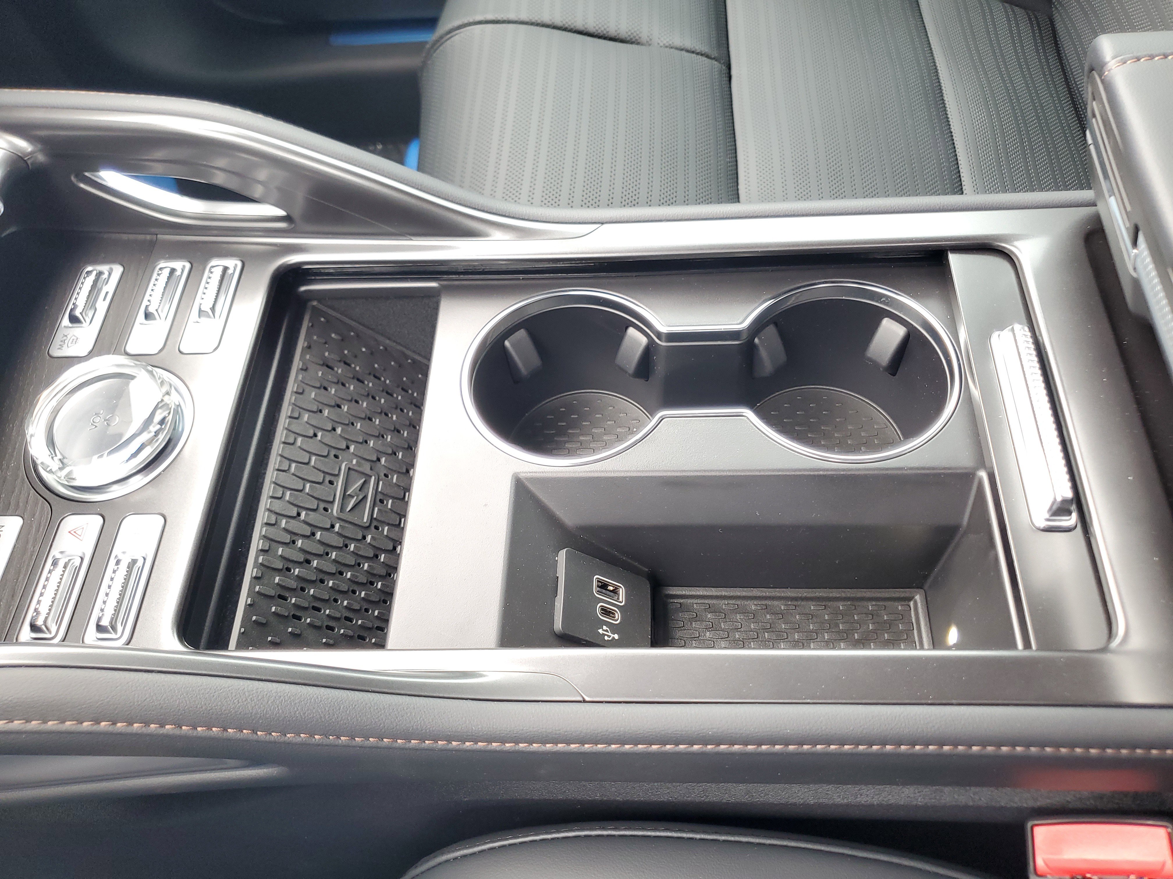 New 2026 Lincoln Nautilus Reserve image 26