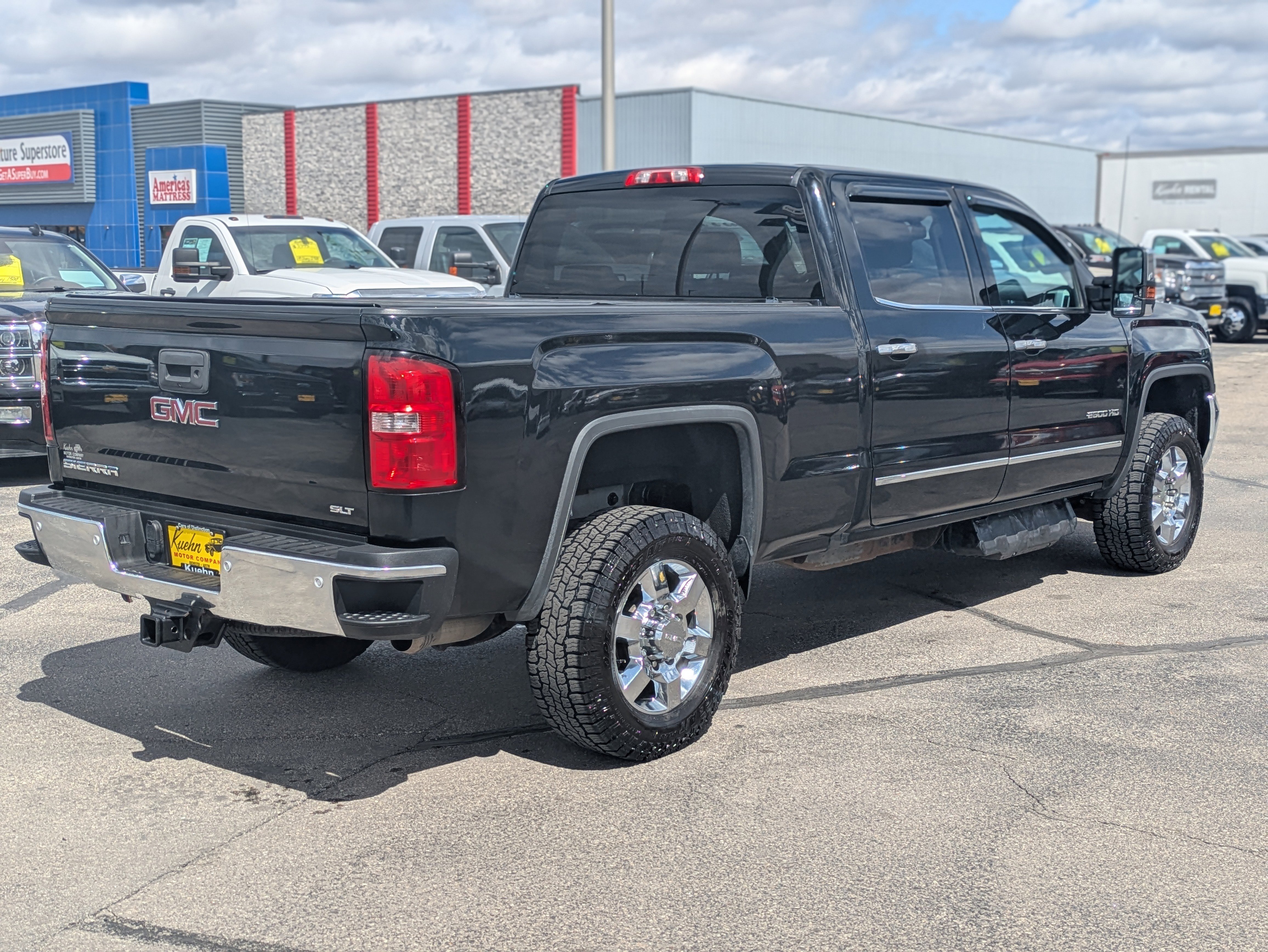 Used 2018 GMC Sierra 2500 SLT w/ Duramax Plus Package image 8