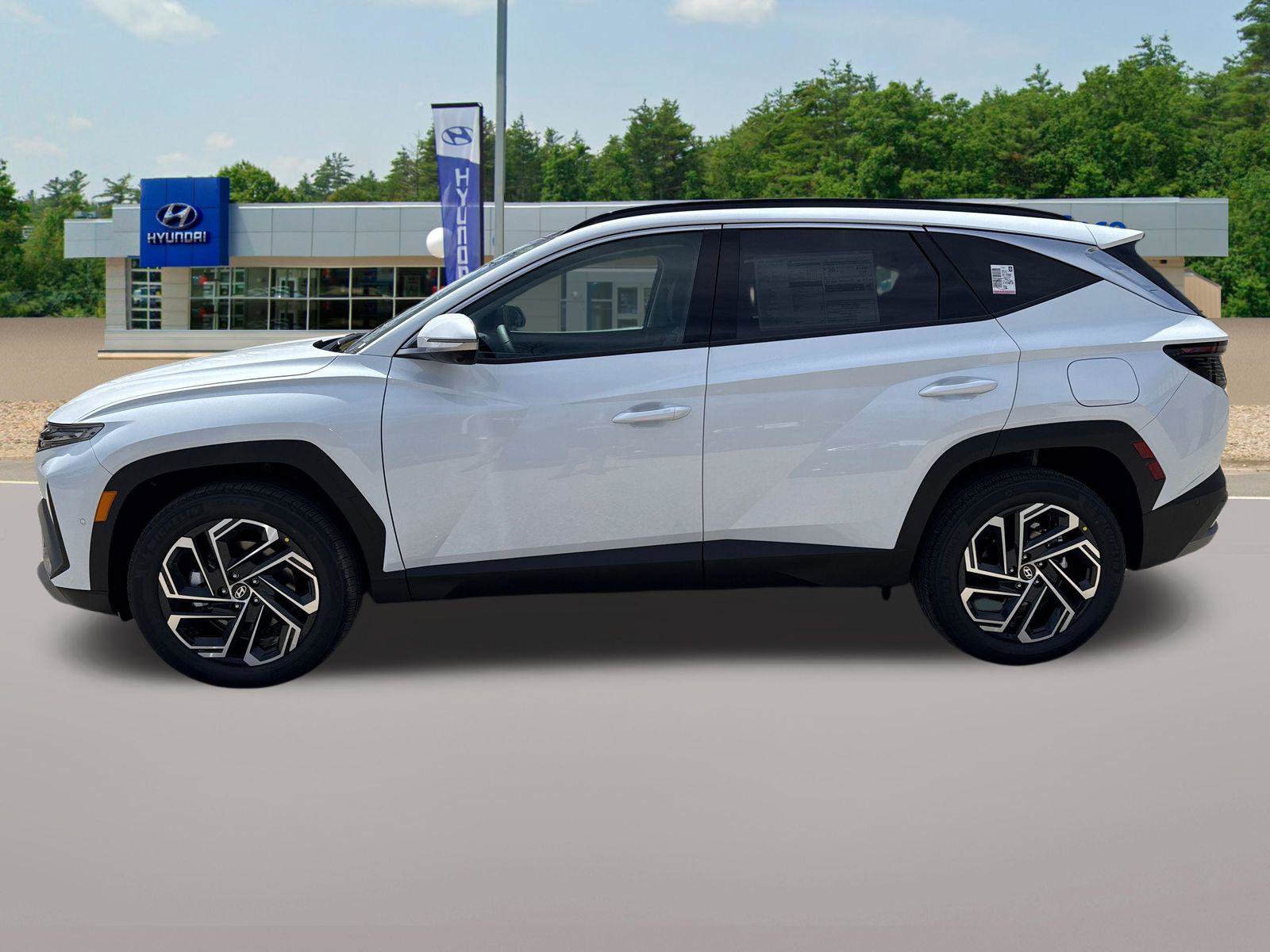 New 2026 Hyundai Tucson Limited AWD/4WD image 2