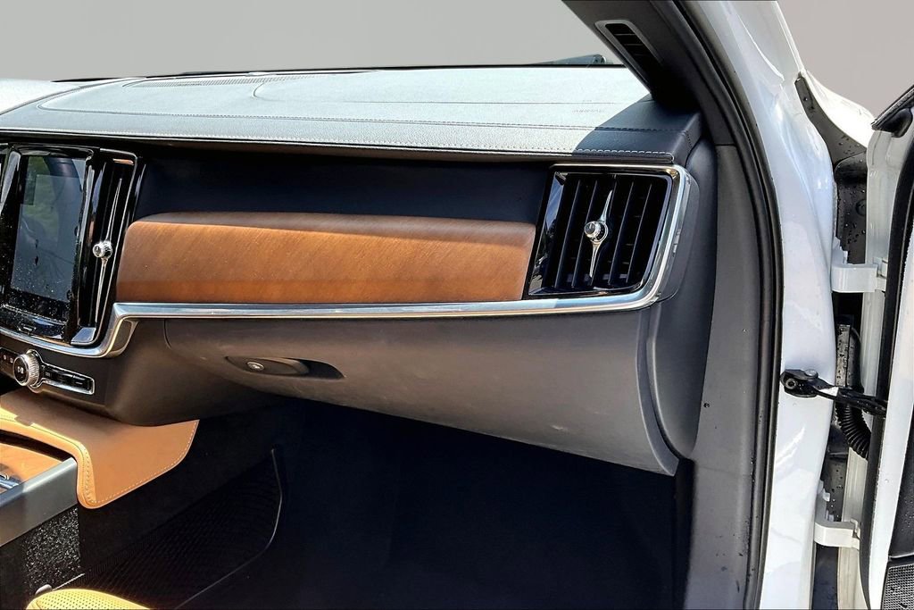 Used 2019 Volvo S90 T6 Inscription w/ Advanced Package AWD/4WD image 18